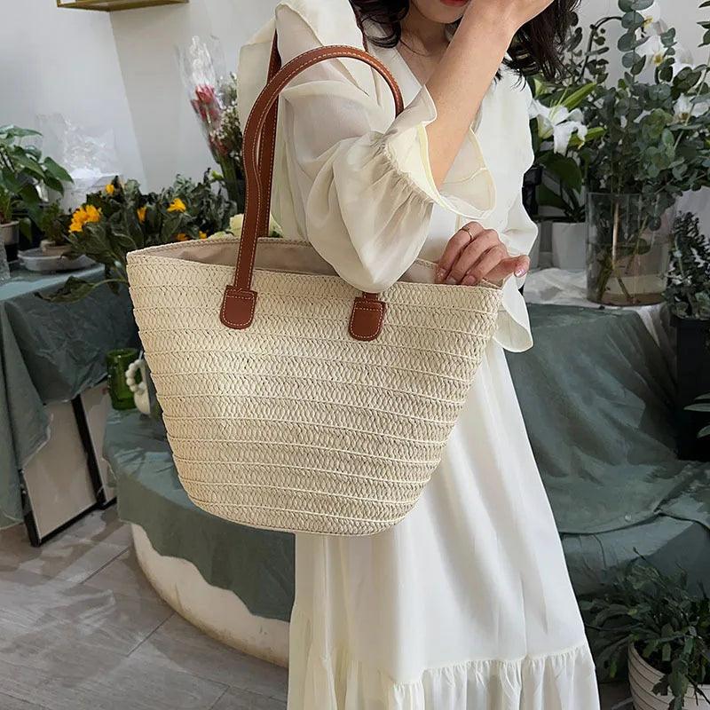 Large Capacity Straw Shoulder Tote Bag - AdDRESSingMe